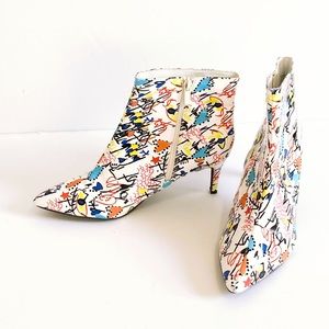 Bamboo Graffiti Doodle Print Ankle Booties, size 1